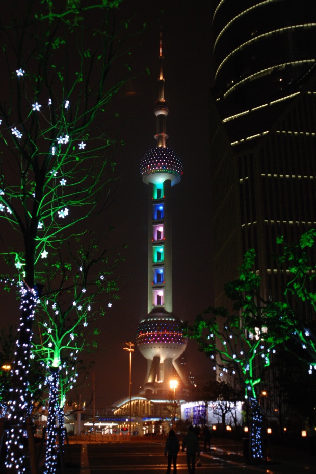 东方明珠塔 - Oriental Pearl Tower @ Night
